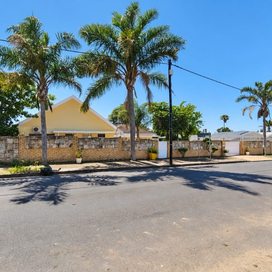 14 Bedroom Property for Sale in Baysville Eastern Cape